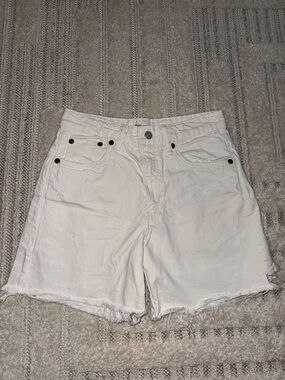 Zara Off-White Frayed Hem Denim Shorts